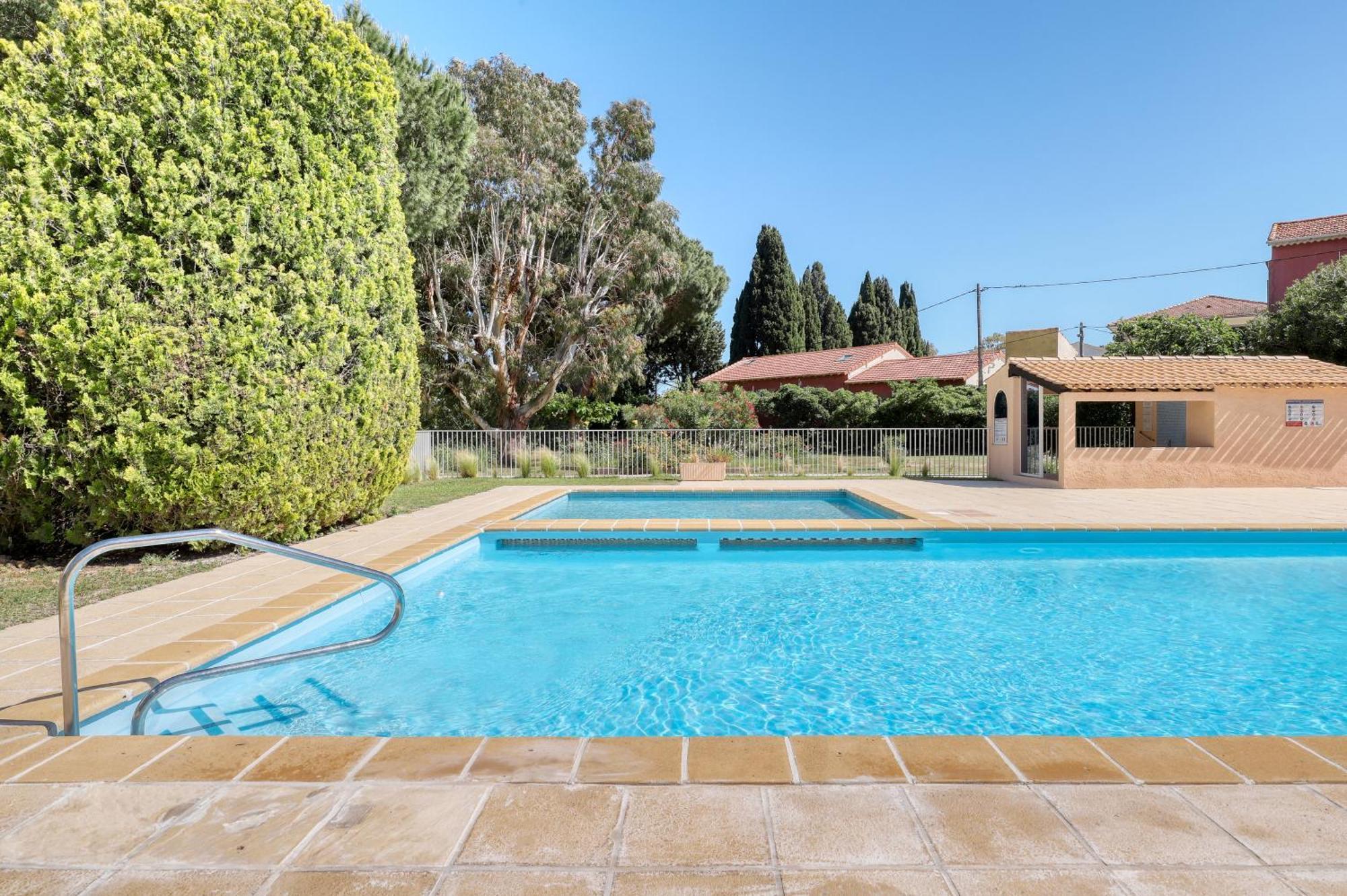 Magnificent Newly Renovated Close To Beach & Swimming Pool Le Lavandou Eksteriør bilde