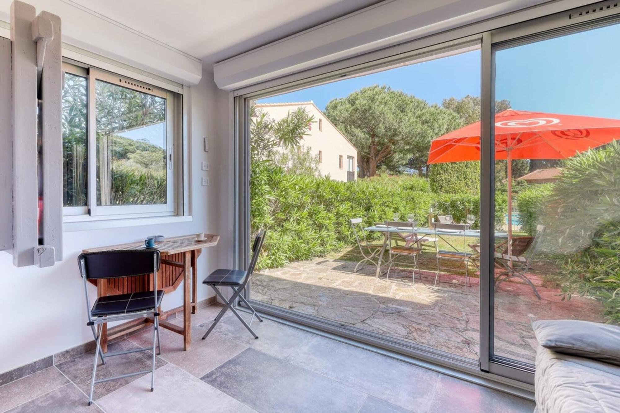Magnificent Newly Renovated Close To Beach & Swimming Pool Le Lavandou Eksteriør bilde