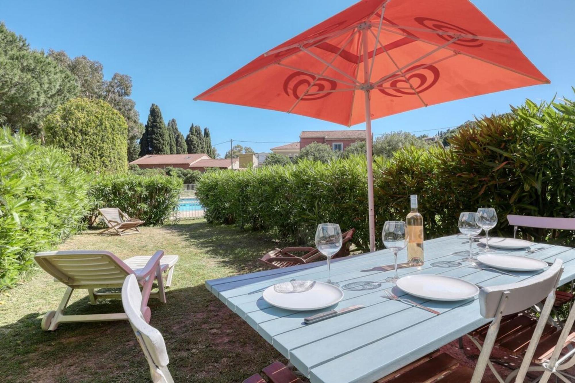 Magnificent Newly Renovated Close To Beach & Swimming Pool Le Lavandou Eksteriør bilde