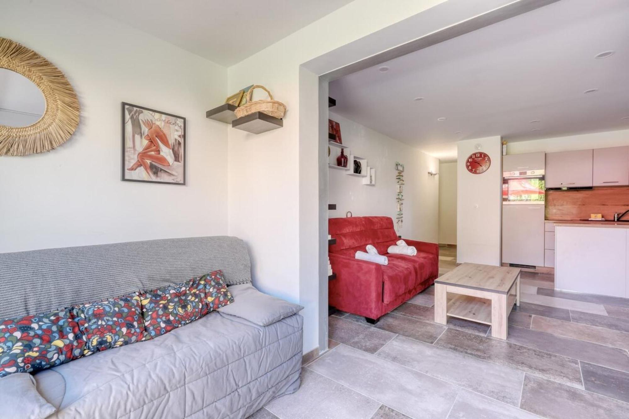 Magnificent Newly Renovated Close To Beach & Swimming Pool Le Lavandou Eksteriør bilde
