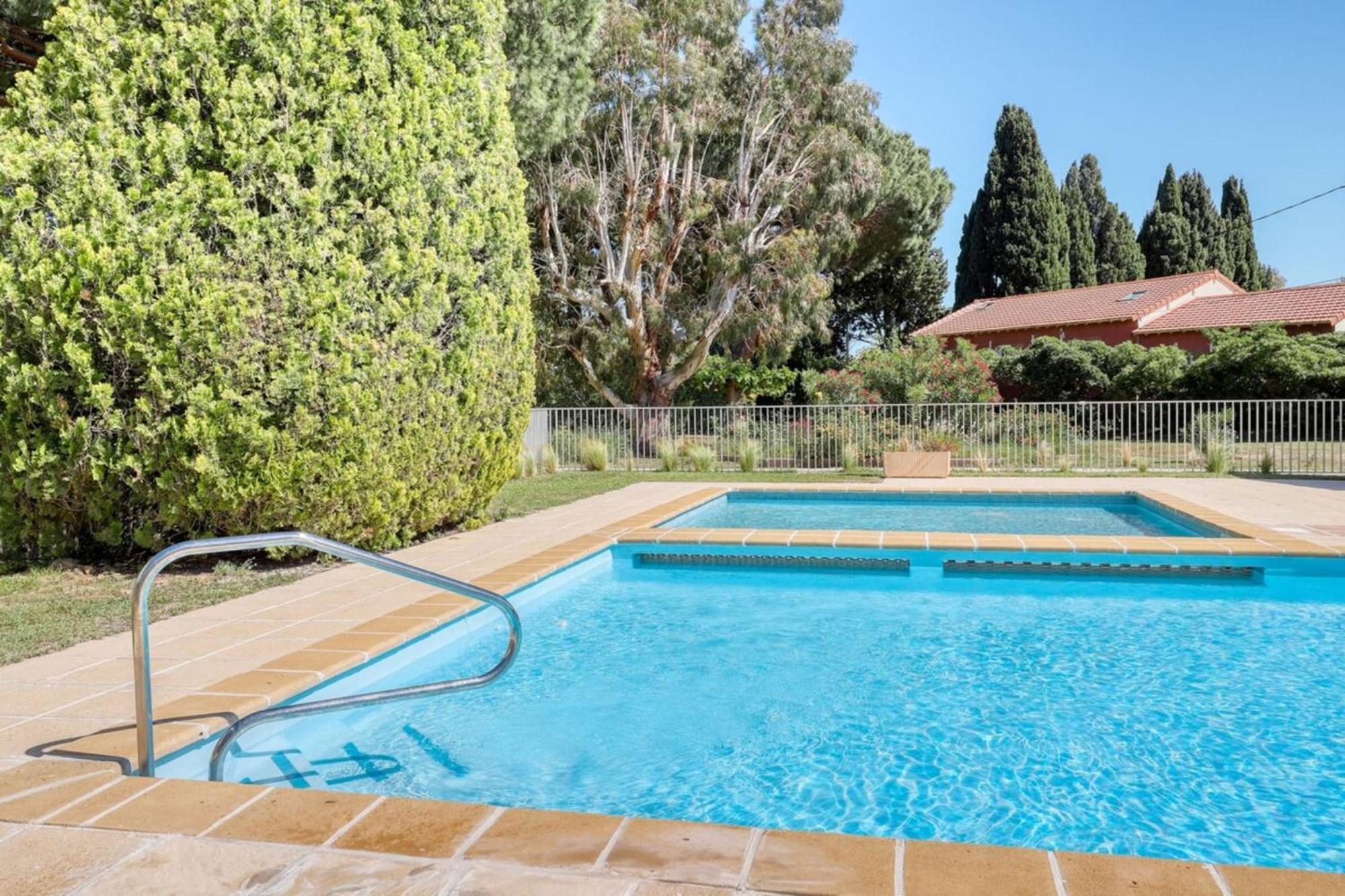 Magnificent Newly Renovated Close To Beach & Swimming Pool Le Lavandou Eksteriør bilde