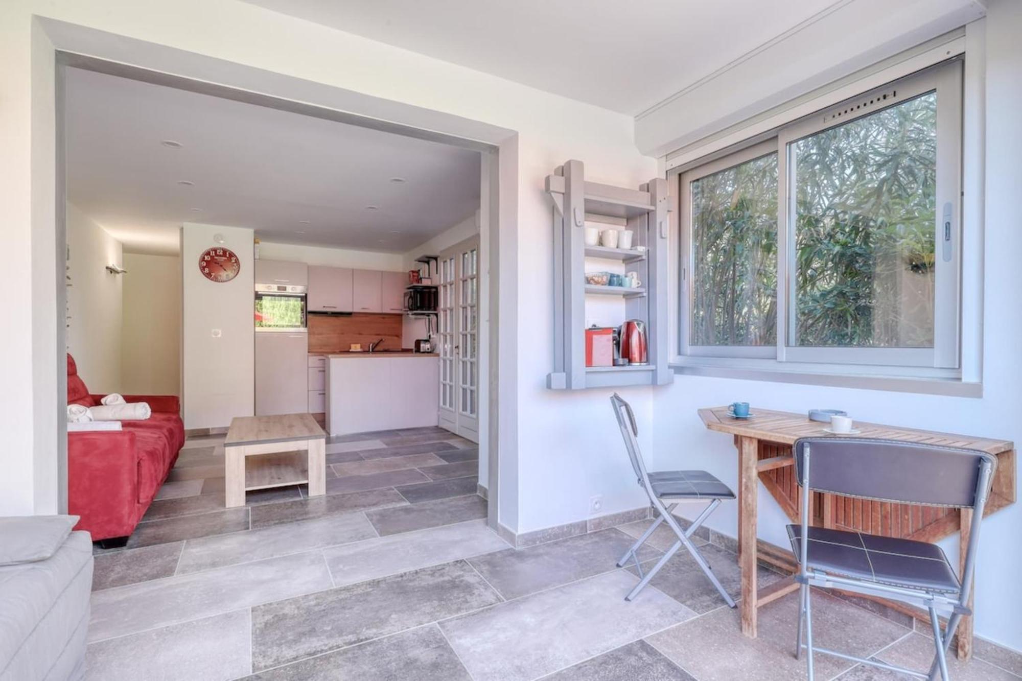 Magnificent Newly Renovated Close To Beach & Swimming Pool Le Lavandou Eksteriør bilde